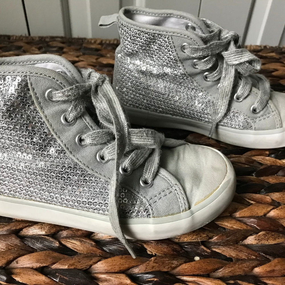 Gymboree Girls Size 11 Silver Hightop Sneakers